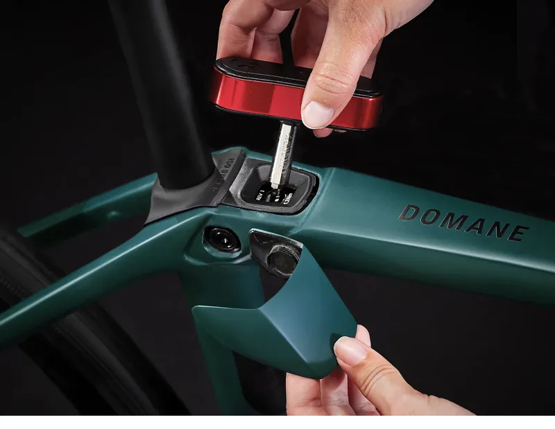 Trek Domane SLR 6 AXS eTap Carbon Road Bike in Juniper-3